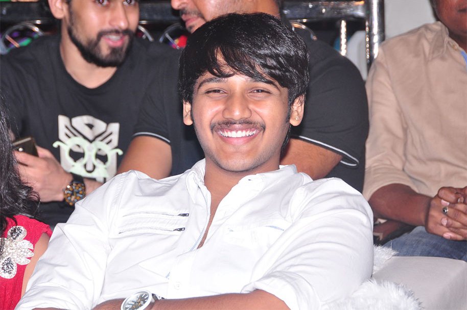 Dil-Deewana-Audio-Launch-by-Kapil-Dev